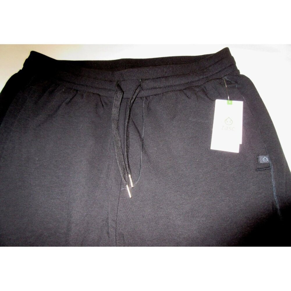 Tasc Performance Men's Varsity Fleece French Terry Jogger Pants Black NWT - Picture 11 of 13